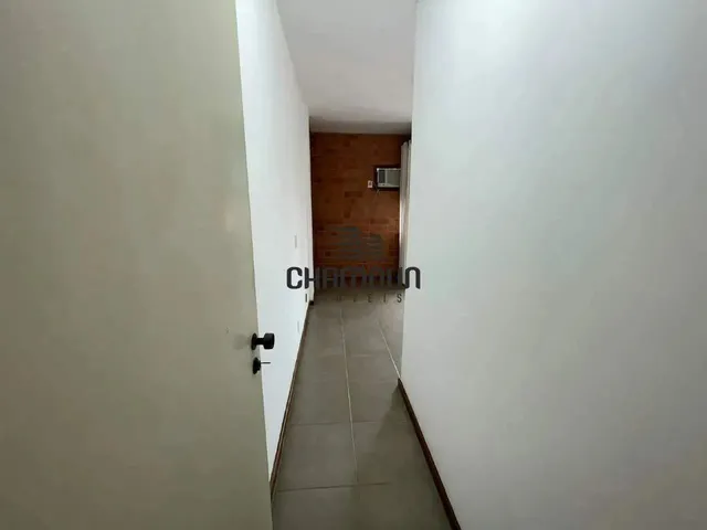 Imagem 3: Apartamento com 2 Quartos e Varanda para Venda em Meaípe - Guarapari/Es
