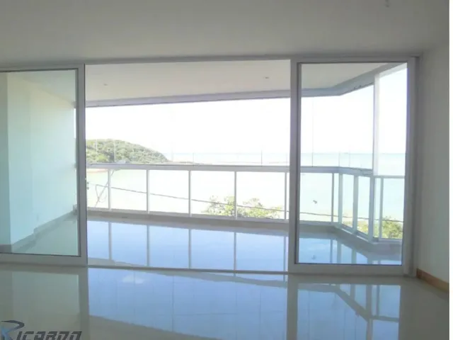 Imagem: Apartamento de 4 Suítes À Venda, Frente