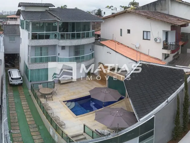 Imagem: Casa Alto Padrão À Venda em Guarapari