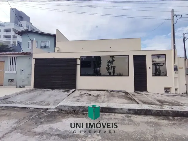 Imagem: Linda e Ampla Casa À Venda em Nova Guarapari