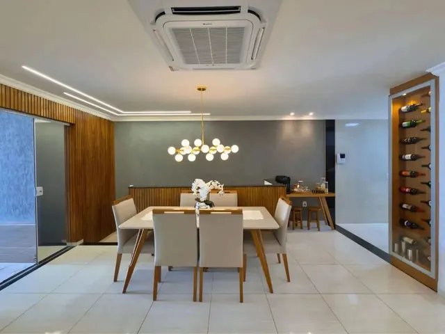 Imagem: Vende-Se Imóvel Residencial (Casa Triplex)