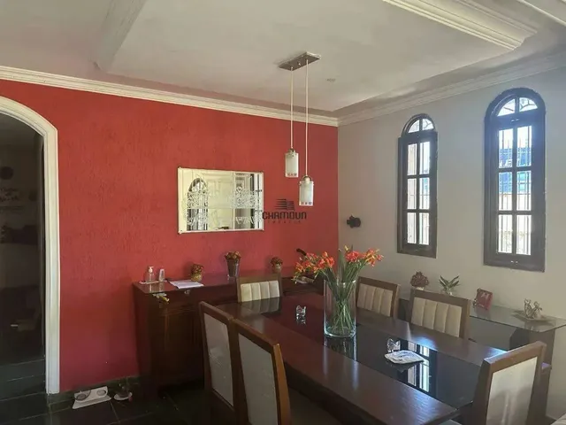 Imagem: Casa À Venda, 3 Quartos, 1 Suíte, 2 Vagas