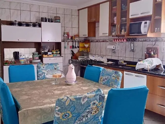 Imagem 2: Casa Duplex Espetacular a Venda, 4 Quartos 2 Suites e Varanda com Vista Privilegiada