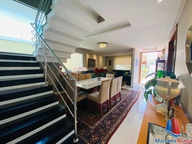 Imagem: Casa Duplex com 4 Quartos no Bairro São