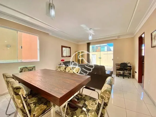 Imagem 3: Casa com 4 Dormitórios À Venda, 279 M² por R$ 750.000,00 - Itapebussu - Guarapari/Es