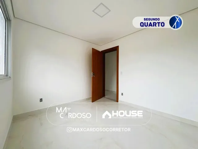 Imagem 2: Casa Duplex de 03 Quartos com Quintal Nova À Venda em Nova Guarapari - Enseada Azul