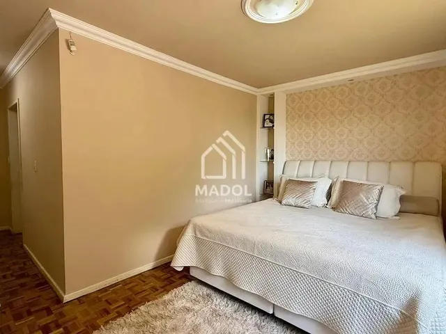 Imagem 4: Casa com 378 M2 com 5 Quartos e Terreno com 448 M2 em Ponta Grossa!