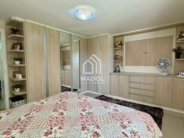 Imagem 3: Casa com 378 M2 com 5 Quartos e Terreno com 448 M2 em Ponta Grossa!
