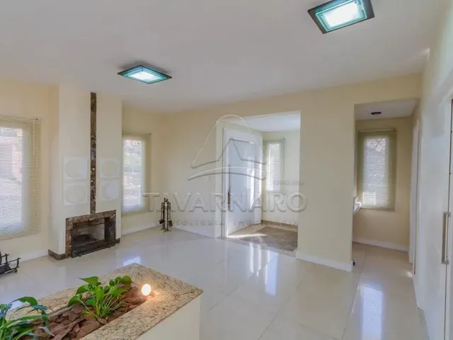 Imagem 2: Casa Semi-Mobiliada no Condomínio Parque dos Franceses com 3 Suítes!