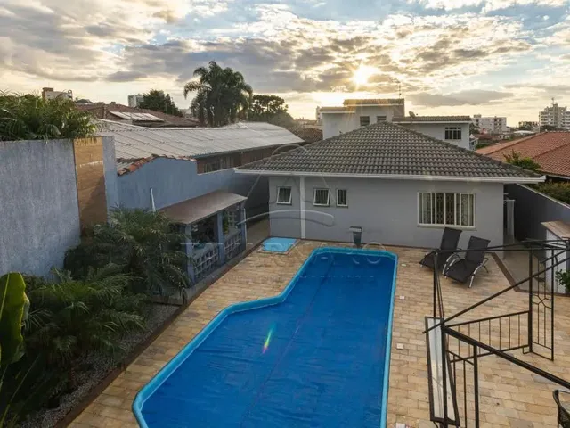 Imagem 7: Casa no Jardim Carvalho com Piscina e Edícula