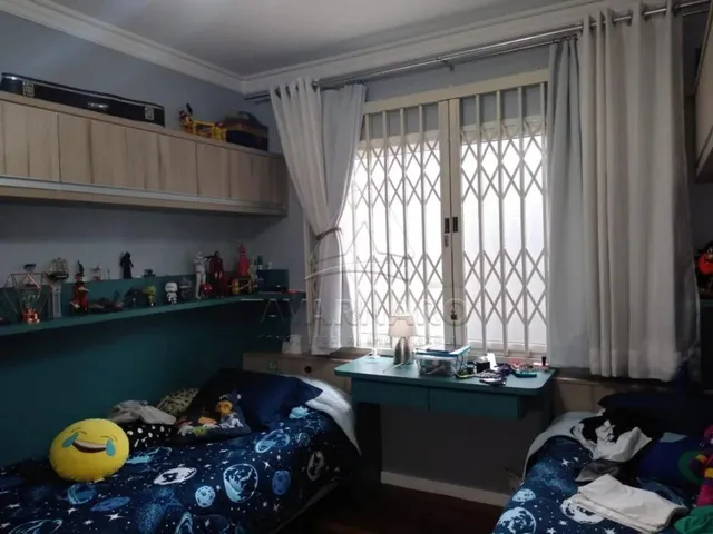 Imagem 4: Casa no Jardim Carvalho com Piscina e Edícula