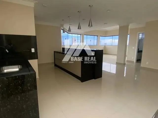 Imagem 3: Cobertura Duplex com 3 Dormitórios Sendo 2 Suítes, Disponível para Venda no Centro