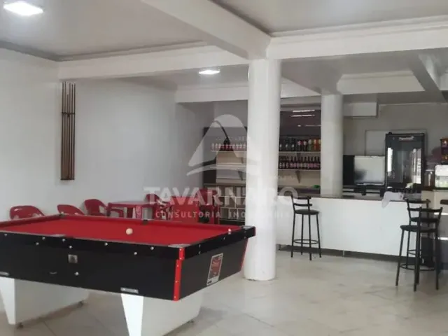 Imagem 12: Excelente Imóvel Misto, Combinando Áreas Comerciais e Residenciais, com Uma Área Total