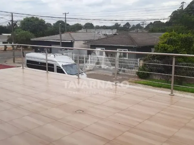 Imagem 4: Excelente Imóvel Misto, Combinando Áreas Comerciais e Residenciais, com Uma Área Total