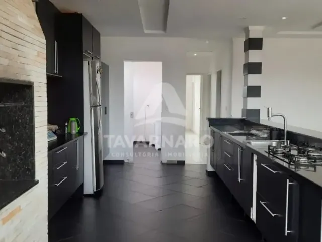 Imagem 5: Excelente Imóvel Misto, Combinando Áreas Comerciais e Residenciais, com Uma Área Total