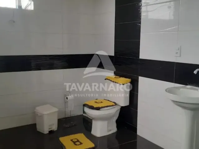 Imagem 3: Excelente Imóvel Misto, Combinando Áreas Comerciais e Residenciais, com Uma Área Total