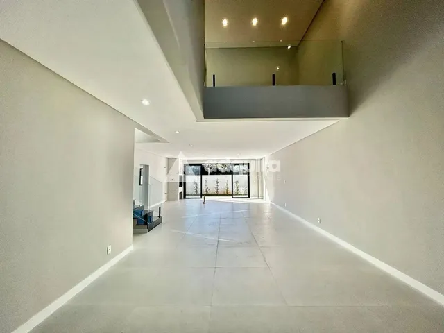 Imagem 7: Casa em Condomínio À Venda - Condomínio Eos Mirante, com 03 Suítes e 210M² de Área