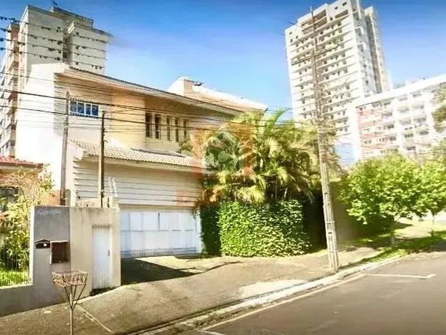 Imagem: Sobrado À Venda na Região Central