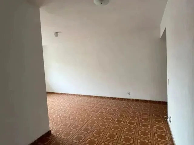 Imagem 14: Apartamento para Venda em Rio de Janeiro, Penha Circular, 2 Dormitórios, 2 Banheiros, 1