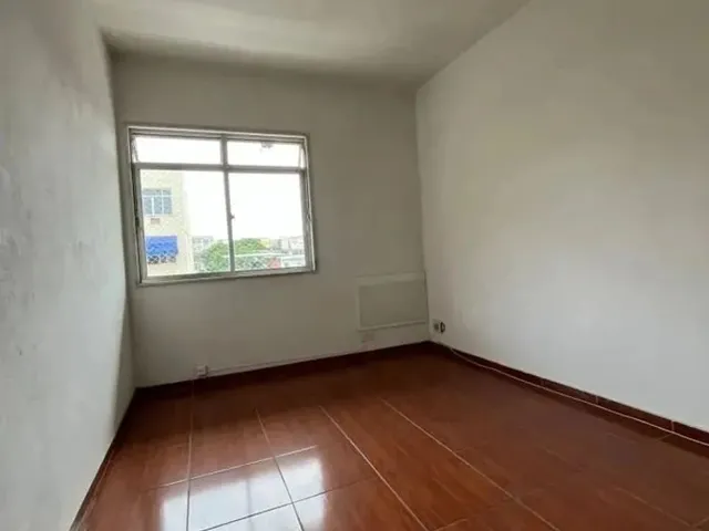Imagem 7: Apartamento para Venda em Rio de Janeiro, Penha Circular, 2 Dormitórios, 2 Banheiros, 1