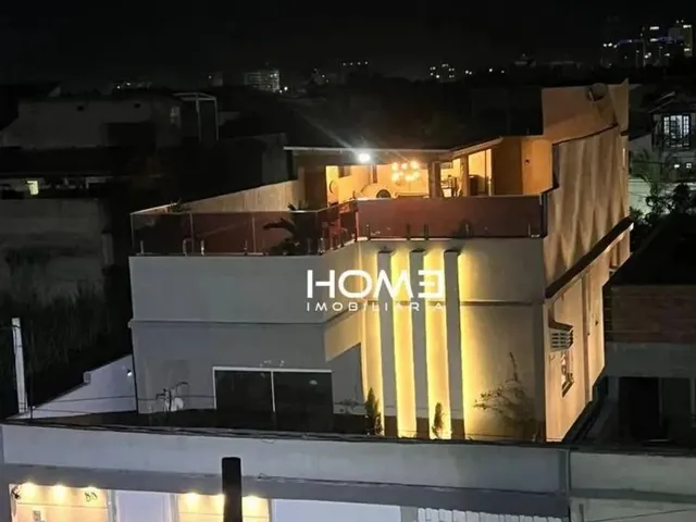 Imagem: Linda Casa no Recreio dos Bandeirantes Próxima