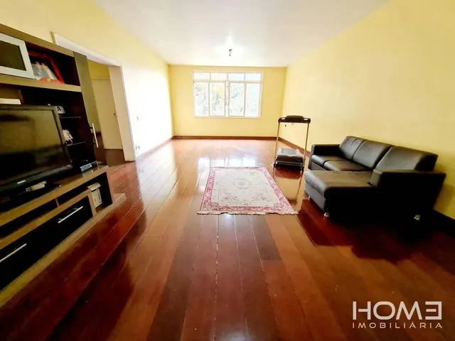 Imagem: Casa com 4 Dormitórios À Venda, 507 M²