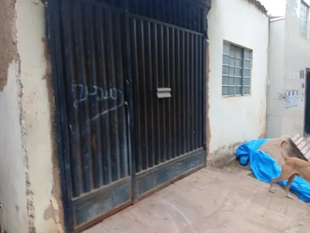 Imagem: Vende-Se Casa Bairro Limoeiro Três Quartos