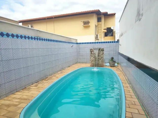 Imagem: Casa Geminada com Piscina - Pavimento Superior