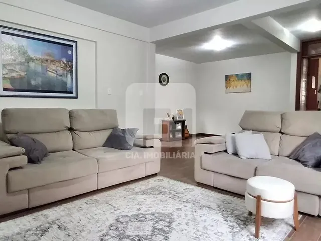 Imagem: Casa de 05 Dormitórios no Itacorubi