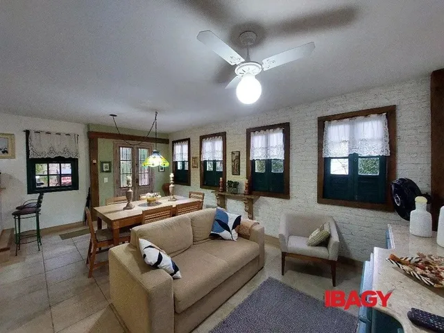 Imagem 3: Excelente Casa 3 Dormitório(S) em Lagoa da Conceição - Florianópolis