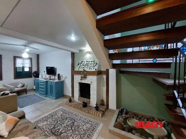 Imagem 10: Excelente Casa 3 Dormitório(S) em Lagoa da Conceição - Florianópolis