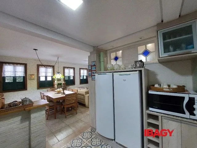 Imagem 7: Excelente Casa 3 Dormitório(S) em Lagoa da Conceição - Florianópolis