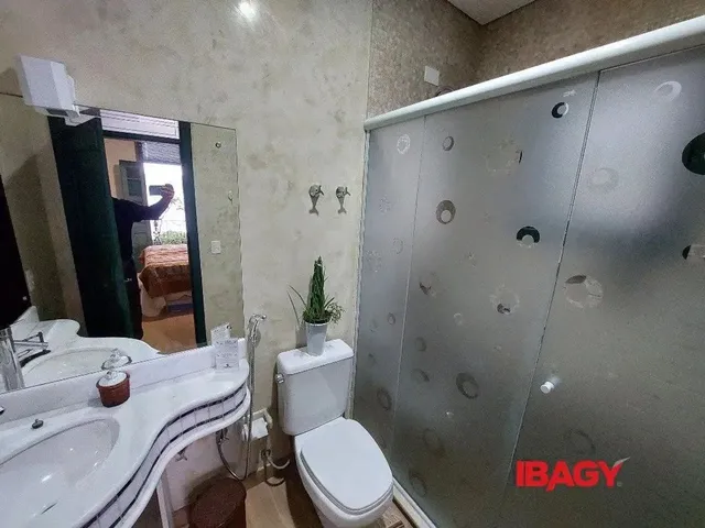 Imagem 16: Excelente Casa 3 Dormitório(S) em Lagoa da Conceição - Florianópolis