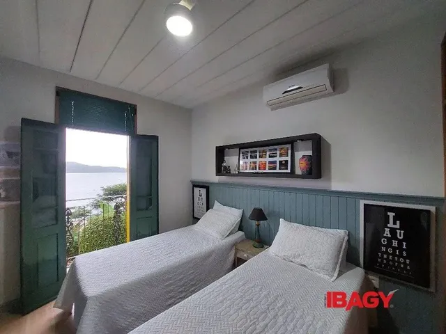Imagem 4: Excelente Casa 3 Dormitório(S) em Lagoa da Conceição - Florianópolis