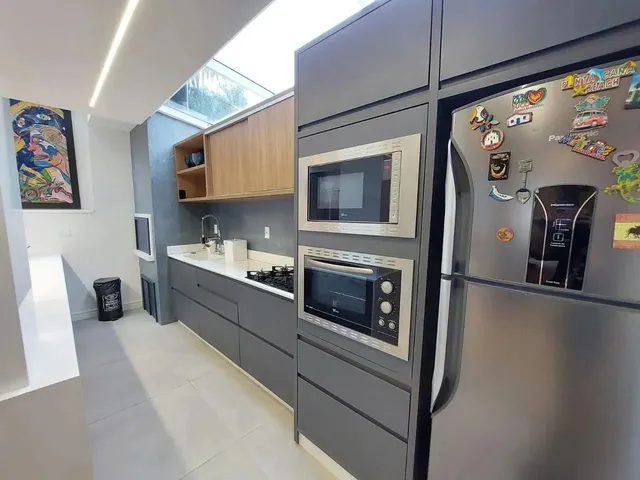 Imagem 2: Casa com 3 Dormitórios no Canto da Lagoa