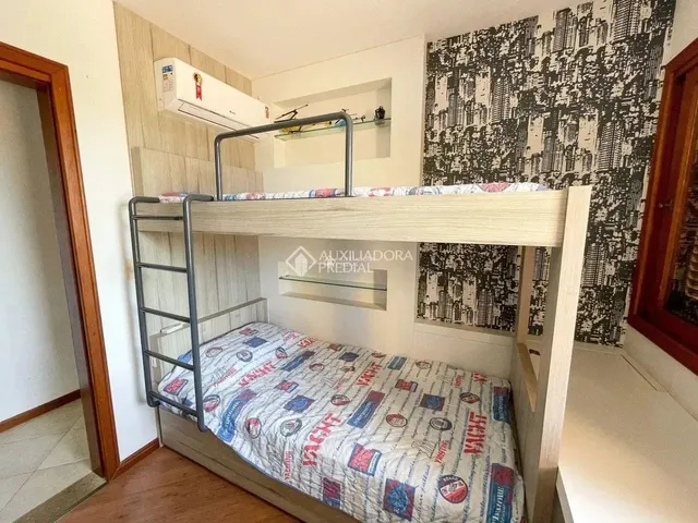 Imagem 13: Imóvel para Aluguel com 263 Metros Quadrados com 3 Quartos