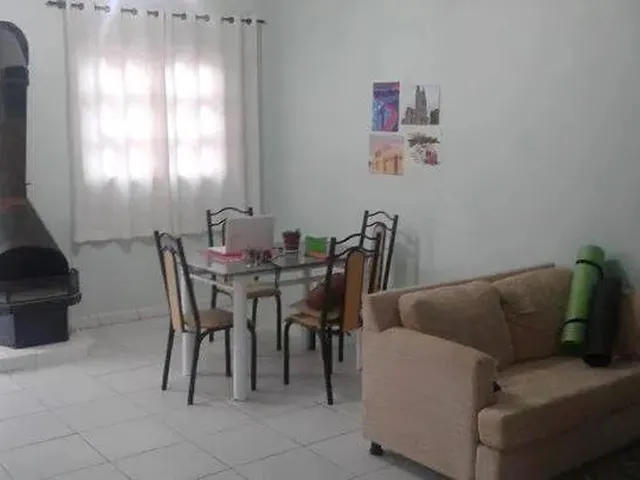 Imagem 4: Quarto Individual Semi Mobiliado em Casa no Agronômica