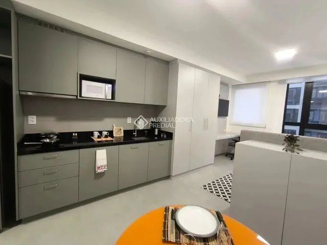 Imagem: Studio Novo e Mobiliado na Trindade - Próximo