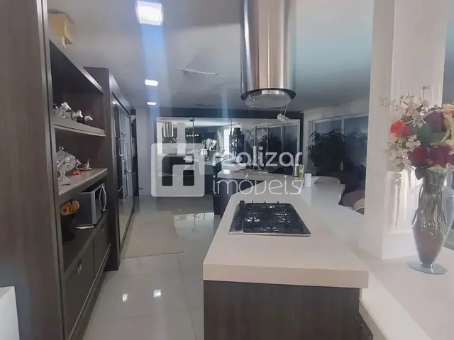 Imagem 2: Casa 4 Quartos com Edícula no santa Mônica - Florianópolis