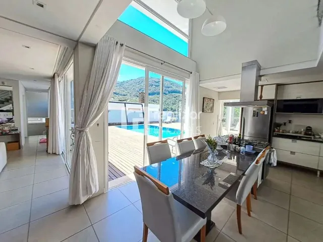 Imagem 16: Casa 4 Quartos em Condomínio no Itacorubi - Florianópolis