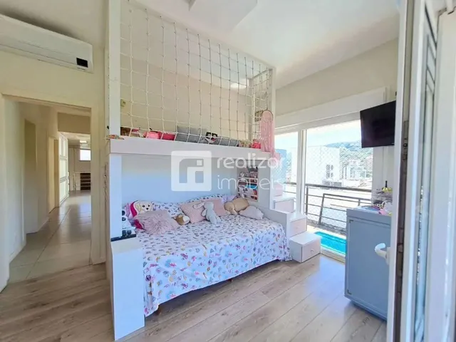 Imagem 2: Casa 4 Quartos em Condomínio no Itacorubi - Florianópolis