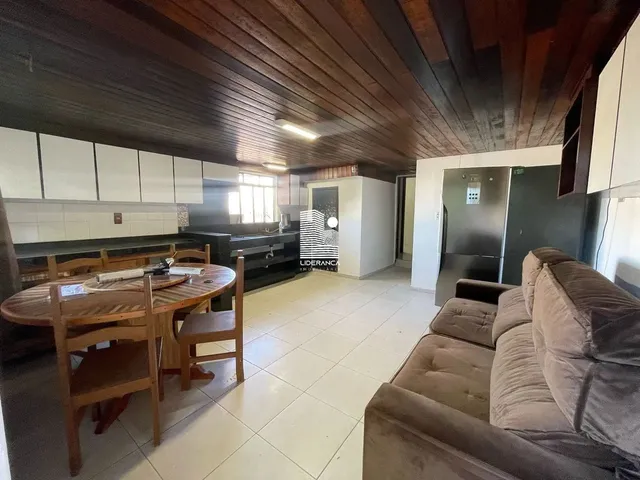 Imagem: Casa, Trindade, 02 Dorm/01 Suíte, 01 Vaga