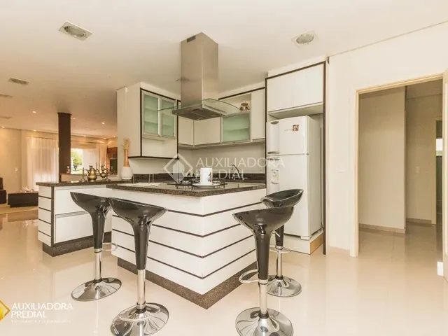 Imagem 2: Linda Casa em Florianópolis Ao Lado do Mercado São Jorge