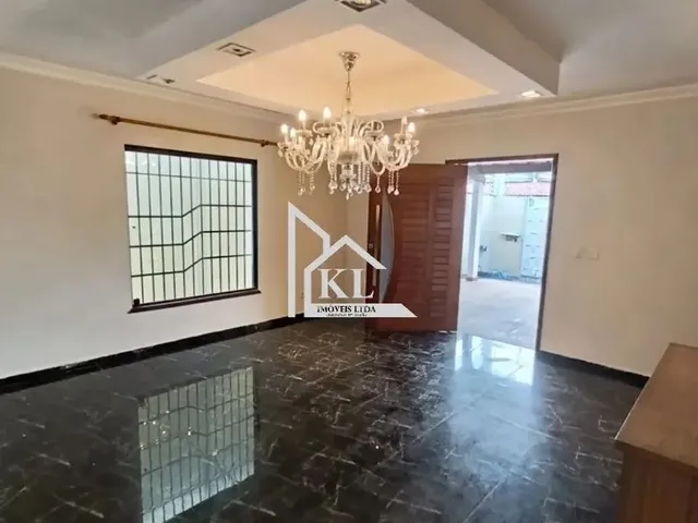 Imagem 2: Casa de Esquina - 3 Quartos( 2 Suites) Perfeita Localização em Nova Parnamirim