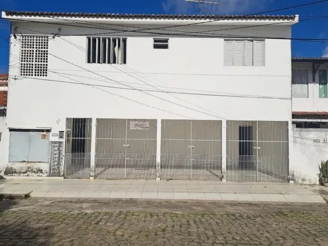Imagem: Alugo Kitnet no Pitimbú C/ Garagem