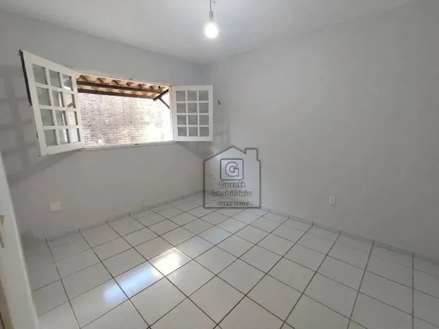 Imagem 12: Casa para Alugar em Emaús com 3 Quartos, Suíte, Jardim e Garagem Coberta - 110 M²