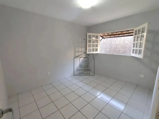 Imagem 8: Casa para Alugar em Emaús com 3 Quartos, Suíte, Jardim e Garagem Coberta - 110 M²