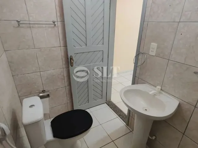 Imagem 12: S8034 Vende Ou Aluga Casa com 3 Quartos, Sendo Uma Suíte, Localizada no Bairro