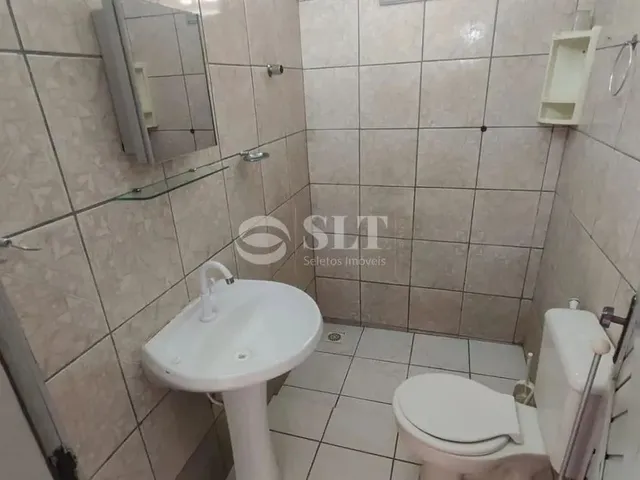 Imagem 9: S8034 Vende Ou Aluga Casa com 3 Quartos, Sendo Uma Suíte, Localizada no Bairro
