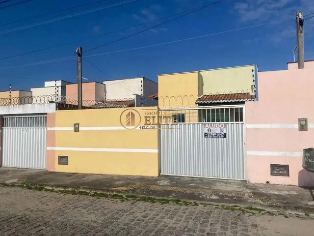 Imagem: A casa possui 2 Dormitórios, 1 Banheiro, 1 Vaga na